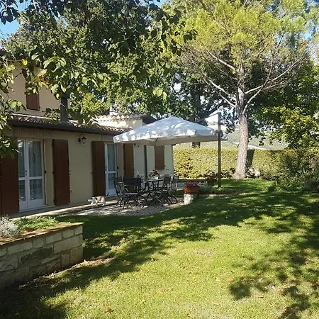 Holiday home Ca Le Cerque, Surrounded By Marche's Nature Fossombrone