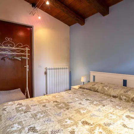 Holiday home Ca Le Cerque, Surrounded By Marche's Nature
