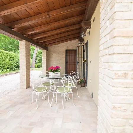 Holiday home Ca Le Cerque, Surrounded By Marche's Nature Fossombrone
